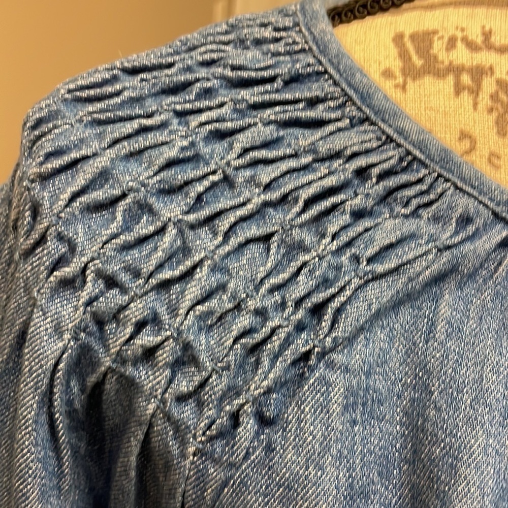 NWT XXL Old Navy denim cotton blouse - Picture 2 of 8